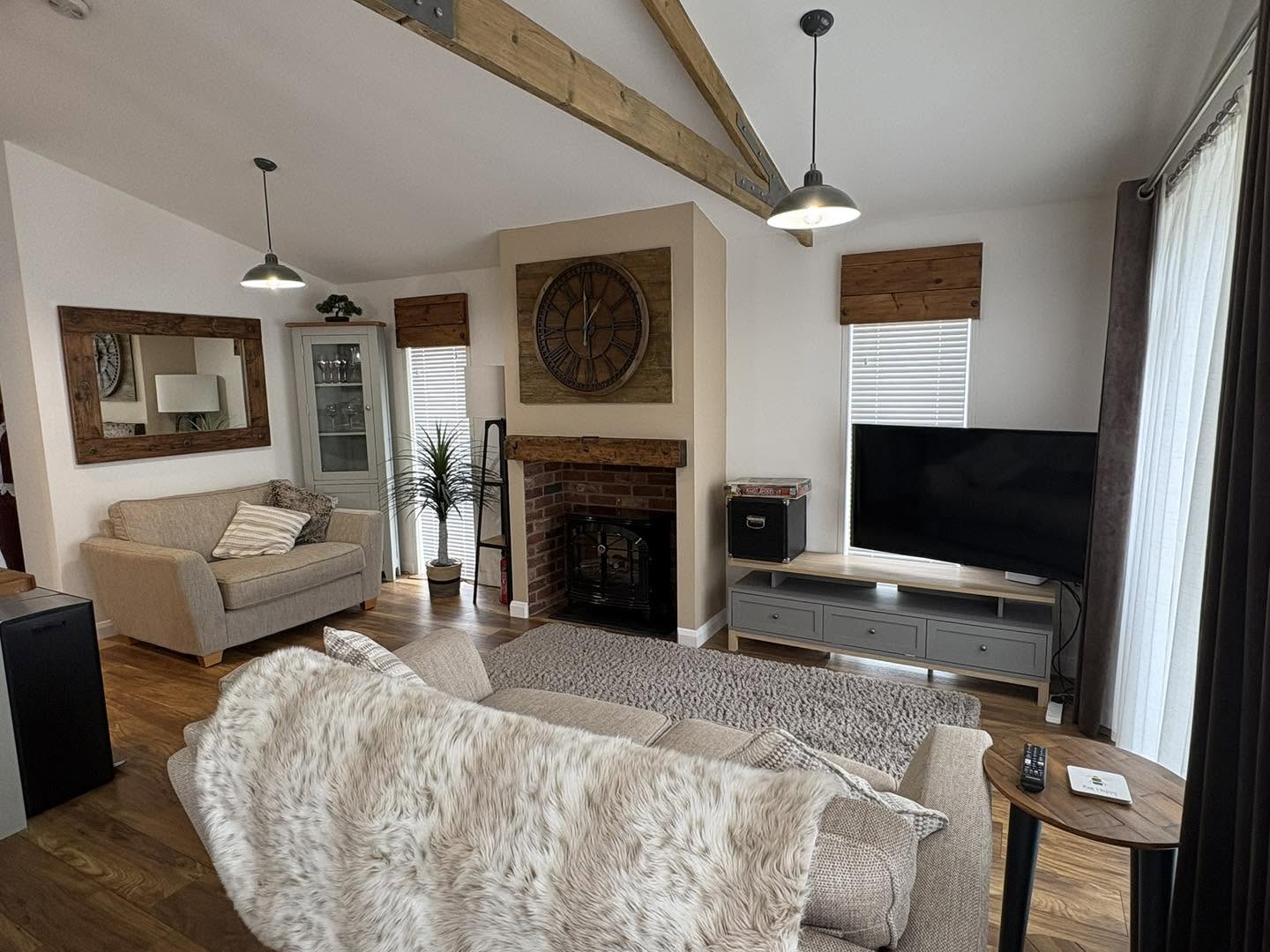 Rustica Retreat – Luxury Cotswold Lodge